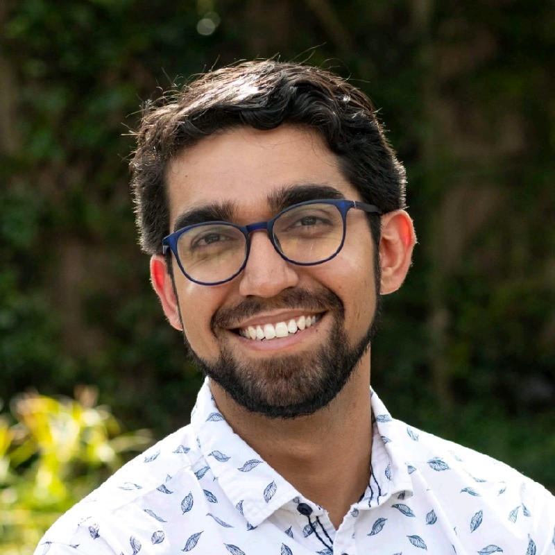 LinkedIn pic